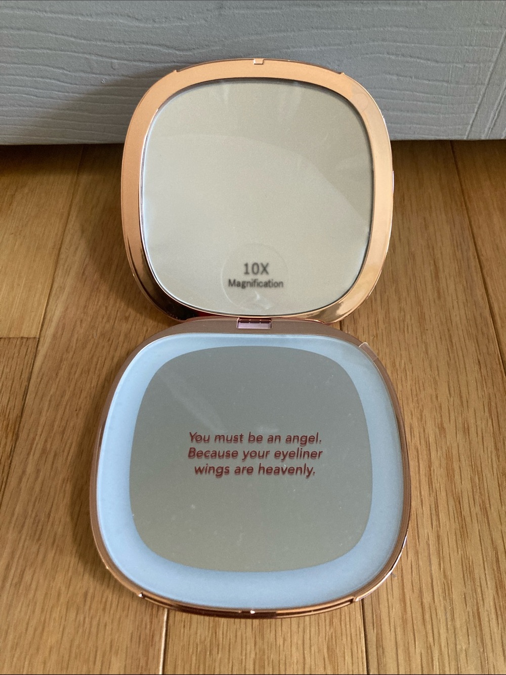 NWOT Fancii Lighted Compact Mirror